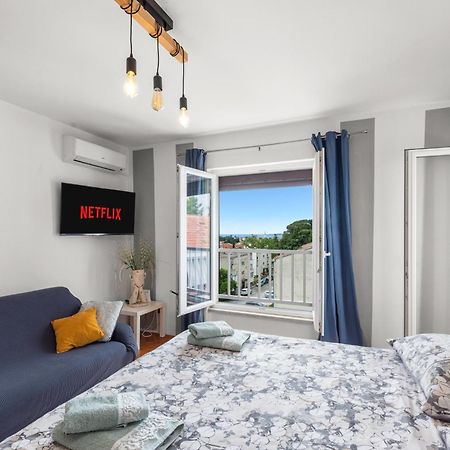 Kala Sea View Apartments 150M From Beach And 250 M From Old Town Пореч Екстериор снимка