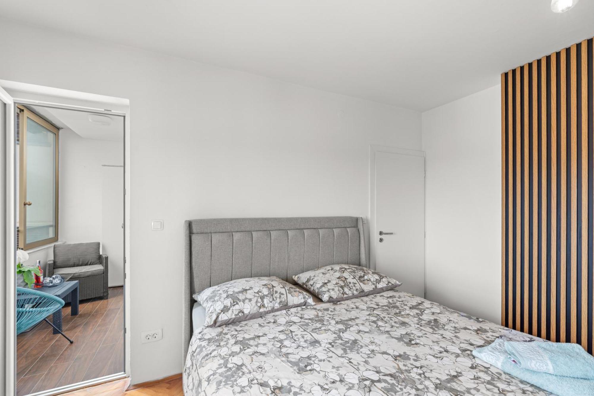 Kala Sea View Apartments 150M From Beach And 250 M From Old Town Пореч Екстериор снимка