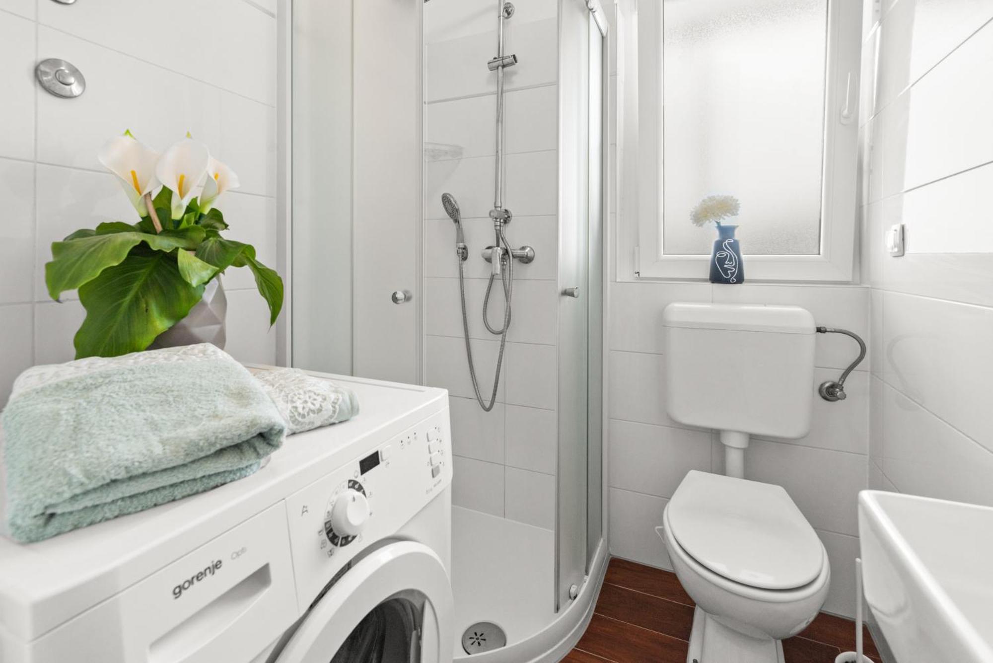 Kala Sea View Apartments 150M From Beach And 250 M From Old Town Пореч Екстериор снимка